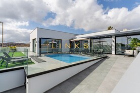 Show profile: Sell: House T3