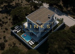 Ver detalhes: Venda: Moradia T3